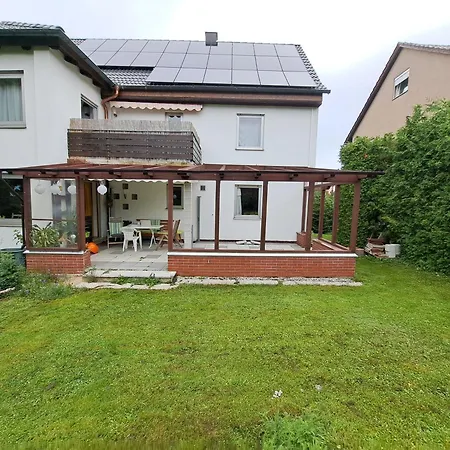 Apartament 3-zimmerwohnung...nur 5 Gehminuten Zum Pegnitzer Bahnhof Pegnitz