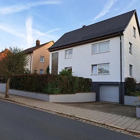 Apartament 3-zimmerwohnung...nur 5 Gehminuten Zum Pegnitzer Bahnhof Pegnitz