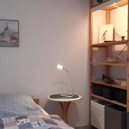 3-zimmerwohnung...nur 5 Gehminuten Zum Pegnitzer Bahnhof Apartament *